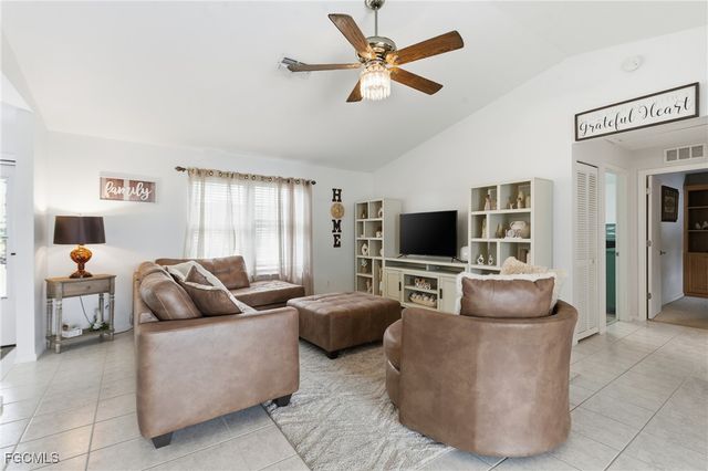 1212 SW 13th ST, Cape Coral, FL 33991