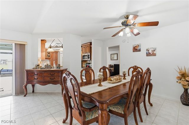 1212 SW 13th ST, Cape Coral, FL 33991