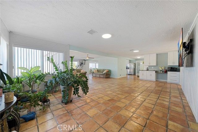 16935 Morrow Meadow Lane, Perris, CA 92570