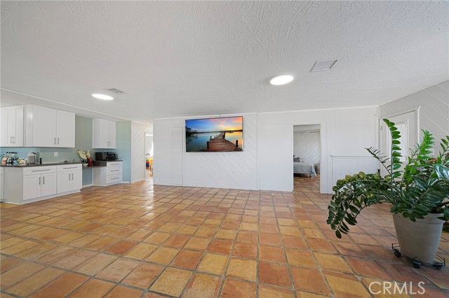 16935 Morrow Meadow Lane, Perris, CA 92570