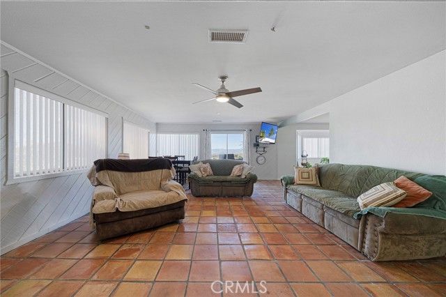 16935 Morrow Meadow Lane, Perris, CA 92570