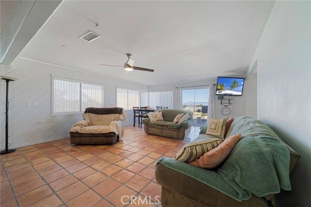 16935 Morrow Meadow Lane, Perris, CA 92570