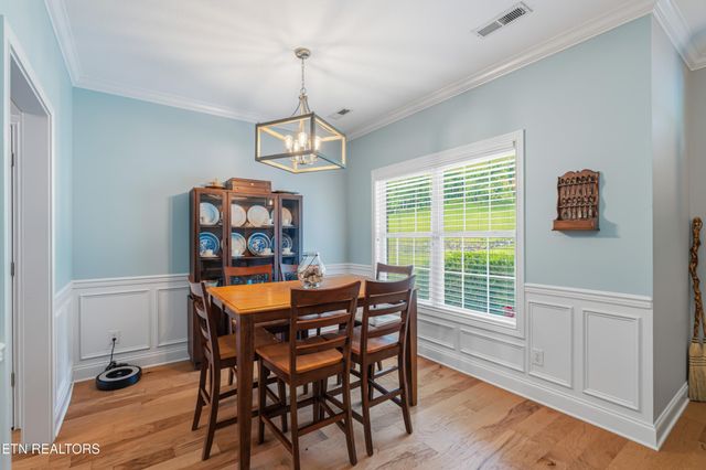 1419 Hickey Rd, Knoxville, TN 37932