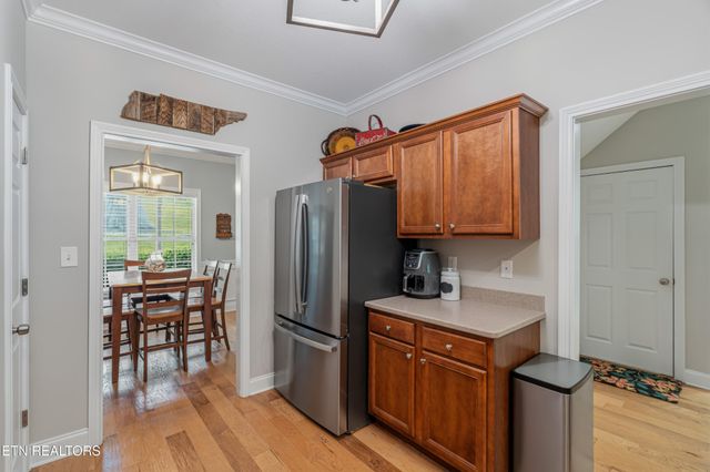 1419 Hickey Rd, Knoxville, TN 37932