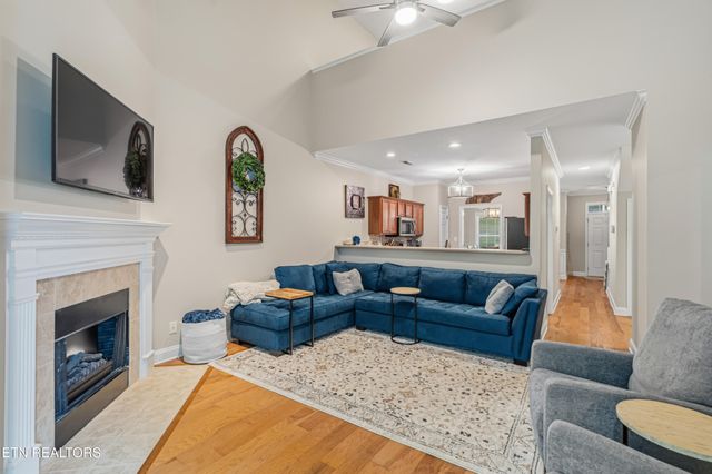 1419 Hickey Rd, Knoxville, TN 37932