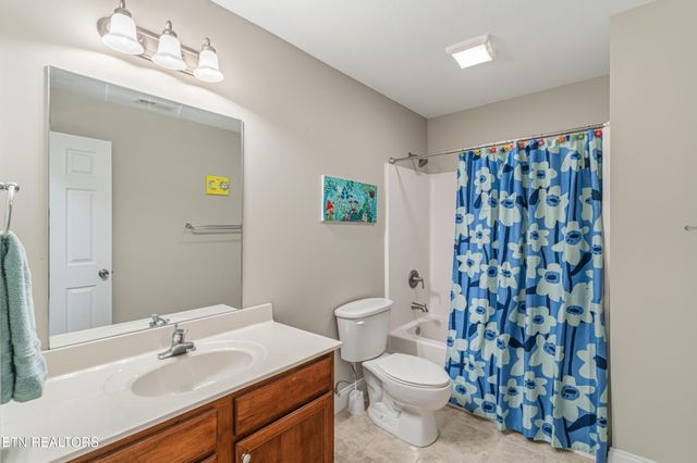 1419 Hickey Rd, Knoxville, TN 37932