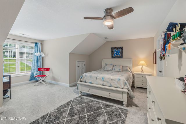 1419 Hickey Rd, Knoxville, TN 37932