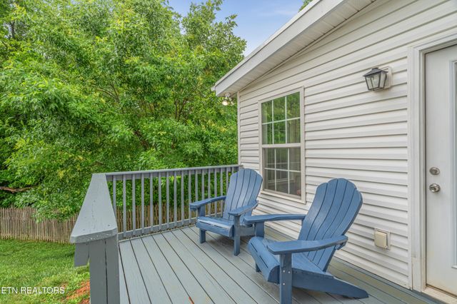 1419 Hickey Rd, Knoxville, TN 37932