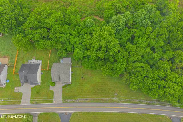 1419 Hickey Rd, Knoxville, TN 37932