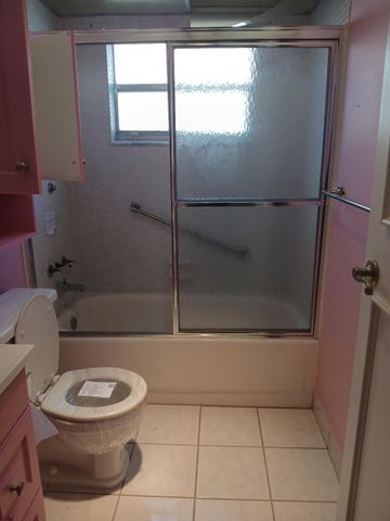 8 Saxony A 8 A, Delray Beach, FL 33446