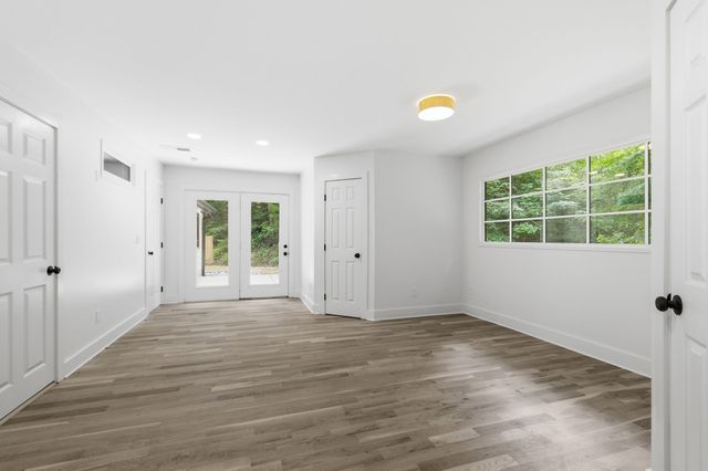 1032 Paint Pony Trl, Pegram, TN 37143