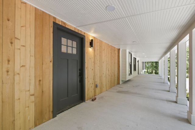 1032 Paint Pony Trl, Pegram, TN 37143