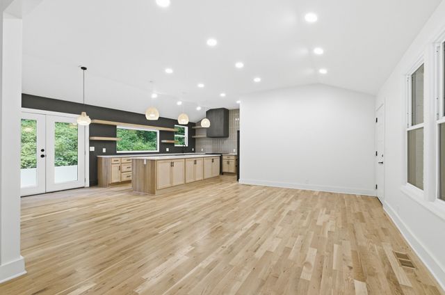 1032 Paint Pony Trl, Pegram, TN 37143