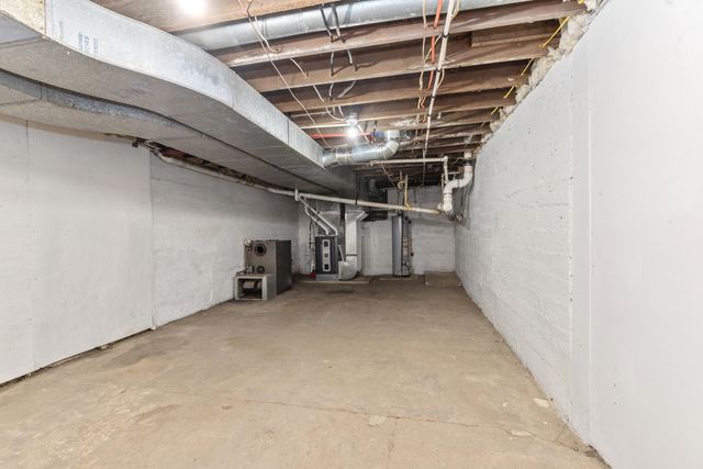 13664 Wabasis Avenue NE, Cedar Springs, MI 49319