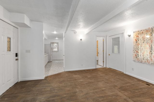 13664 Wabasis Avenue NE, Cedar Springs, MI 49319