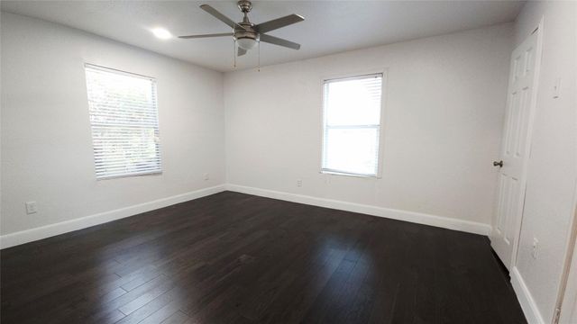 5231 Lyndhurst Drive, Houston, TX 77033