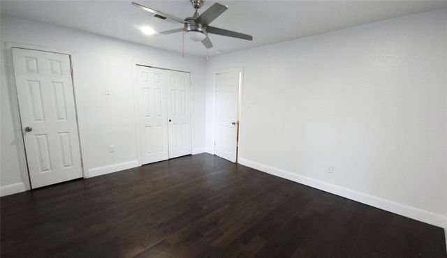 5231 Lyndhurst Drive, Houston, TX 77033