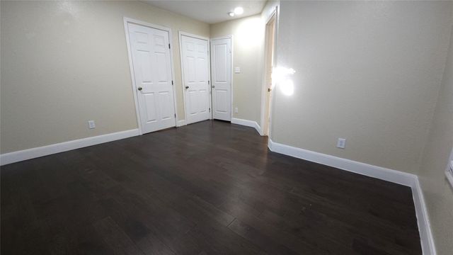 5231 Lyndhurst Drive, Houston, TX 77033