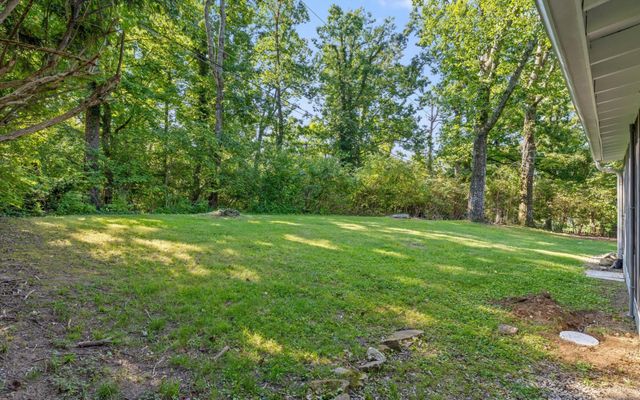 1014 Signal Road, Signal Mountain, TN 37377