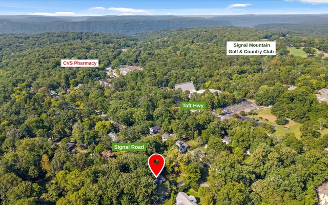 1014 Signal Road, Signal Mountain, TN 37377