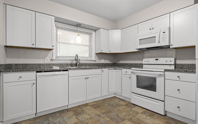 1014 Signal Road, Signal Mountain, TN 37377