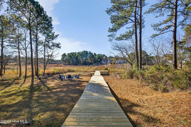 260 N Shore Drive, Southport, NC 28461