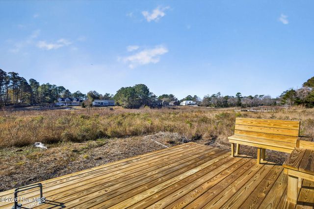 260 N Shore Drive, Southport, NC 28461