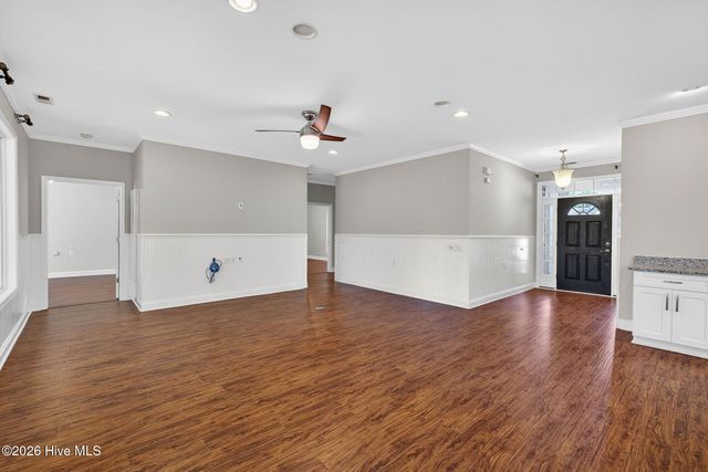 260 N Shore Drive, Southport, NC 28461