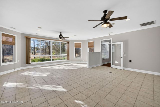 260 N Shore Drive, Southport, NC 28461