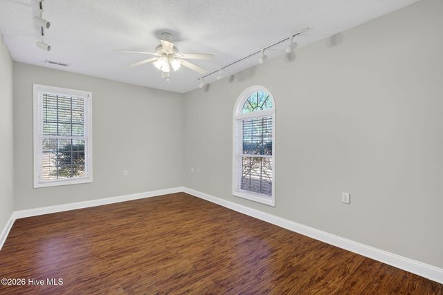 260 N Shore Drive, Southport, NC 28461