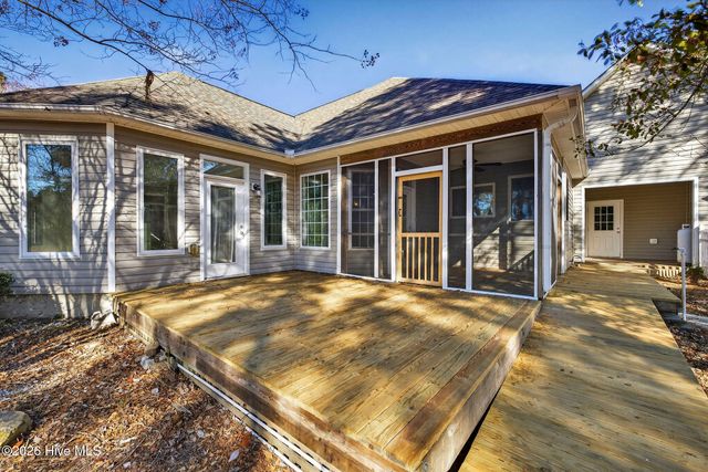 260 N Shore Drive, Southport, NC 28461