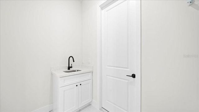 705 8TH AVENUE, Lehigh Acres, FL 33972