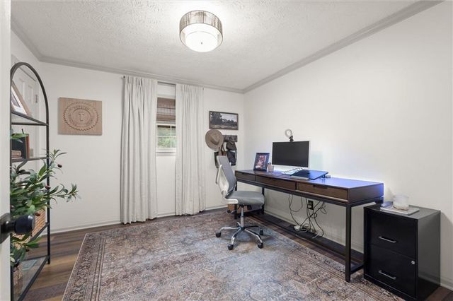1995 Debra Lane, Marietta, GA 30066