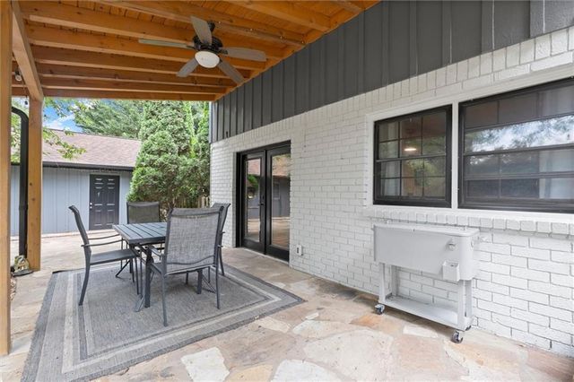 1995 Debra Lane, Marietta, GA 30066