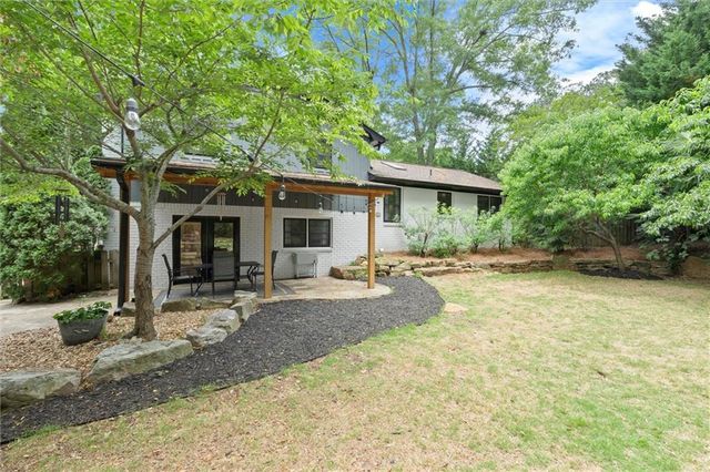 1995 Debra Lane, Marietta, GA 30066