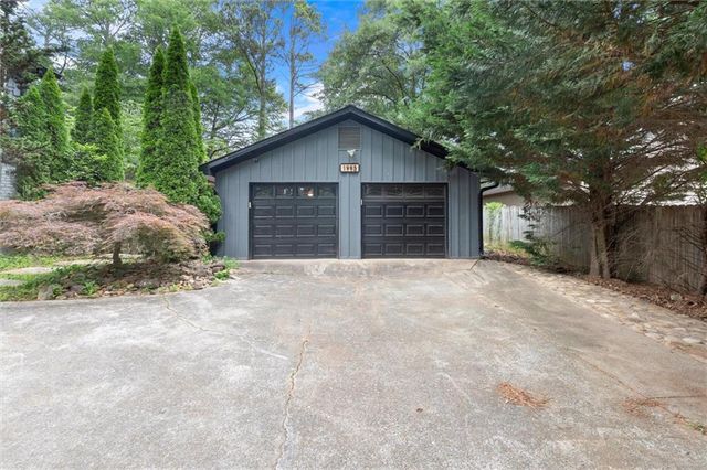 1995 Debra Lane, Marietta, GA 30066