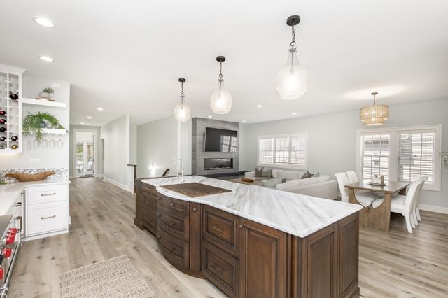 2516 Rose Creek Parkway S, Fargo, ND 58104