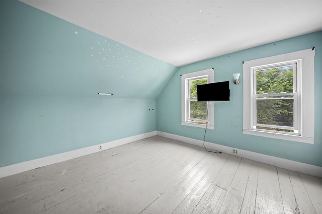 13 Crescent Street, Farmington, NH 03835