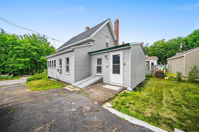 13 Crescent Street, Farmington, NH 03835