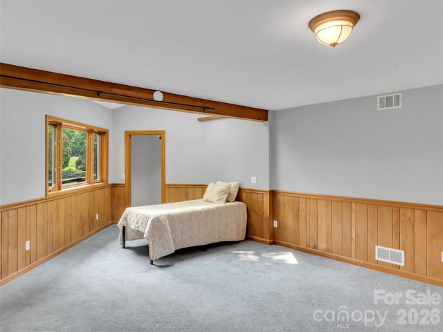 429 Biodome Drive, Waynesville, NC 28785