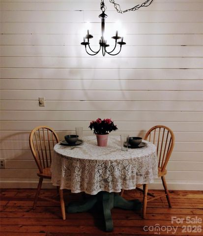 429 Biodome Drive, Waynesville, NC 28785