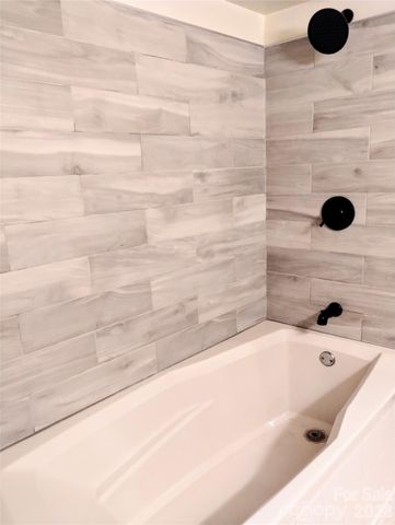 429 Biodome Drive, Waynesville, NC 28785