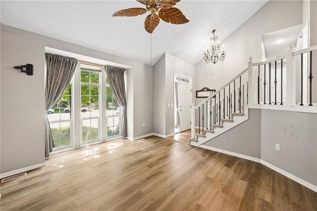 4904 Rosehill Drive, Shawnee, KS 66216