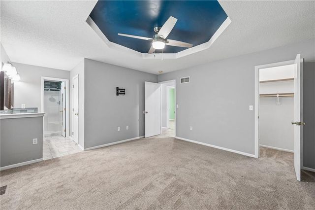 4904 Rosehill Drive, Shawnee, KS 66216