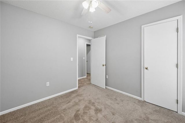 4904 Rosehill Drive, Shawnee, KS 66216