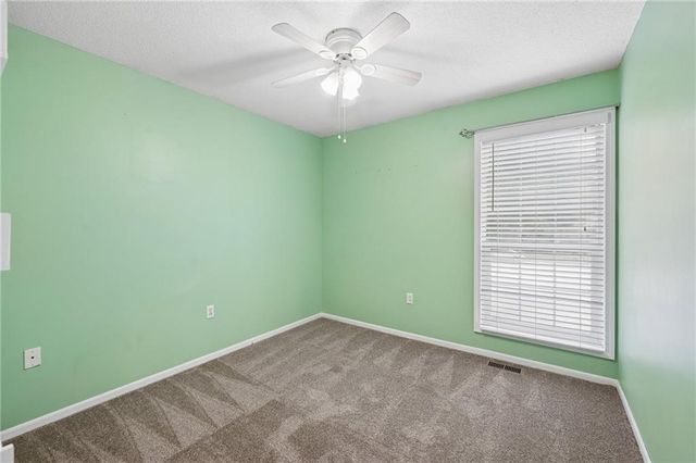 4904 Rosehill Drive, Shawnee, KS 66216