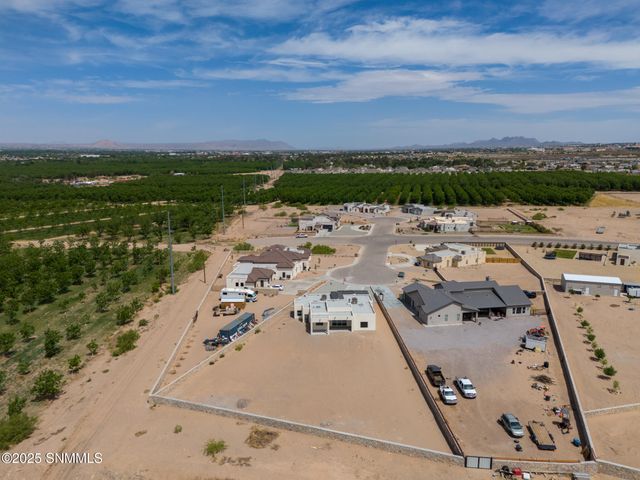 5440 Boulder Creek Court, Las Cruces, NM 88001