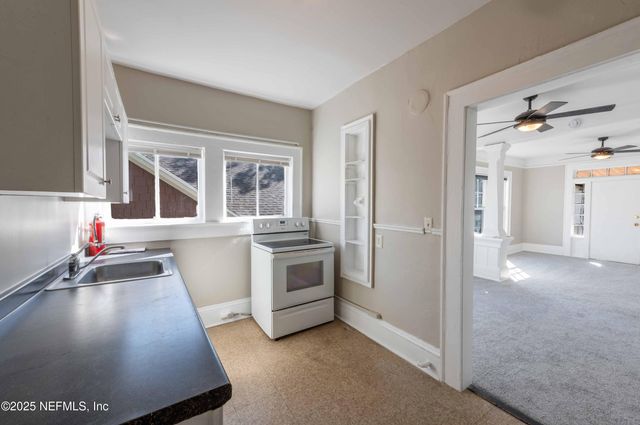 117 E 4TH Street 4, Jacksonville, FL 32206