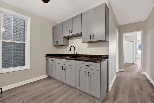 3651 S Archer Avenue 1, Chicago, IL 60609