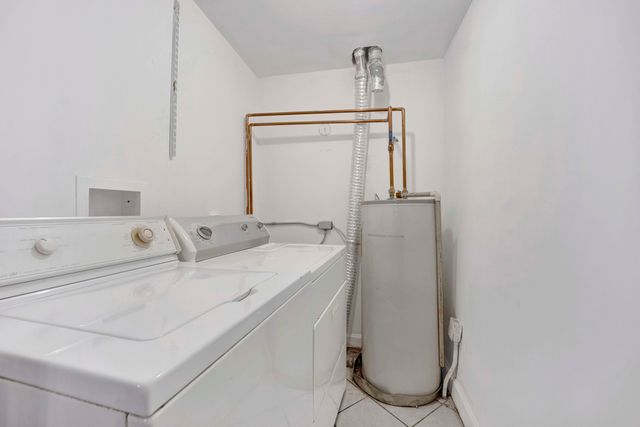 3651 S Archer Avenue 1, Chicago, IL 60609